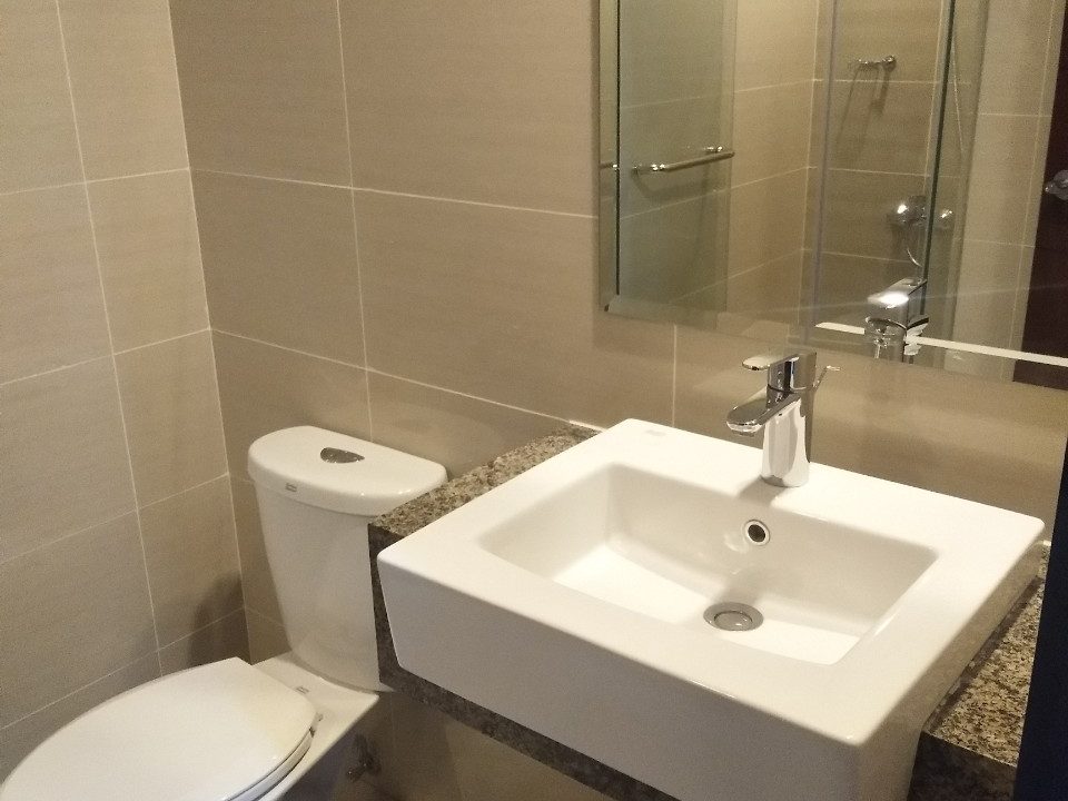 1 Bedroom condo unit For Sale in One Uptown Residence, BGC, Taguig City (19)