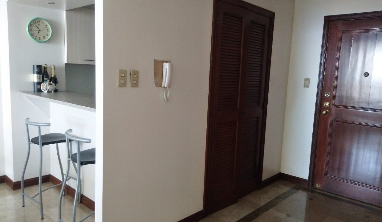 1 Bedroom condo with parking in Malate Manila (15)