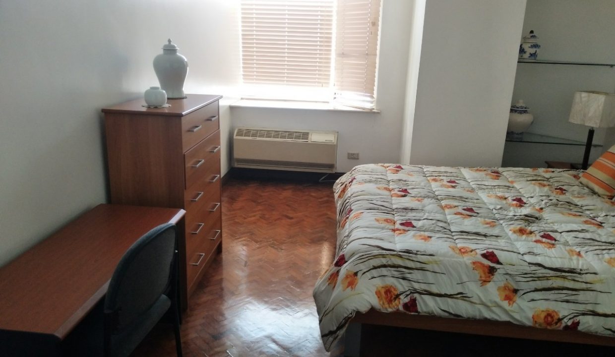1 Bedroom condo with parking in Malate Manila (22)