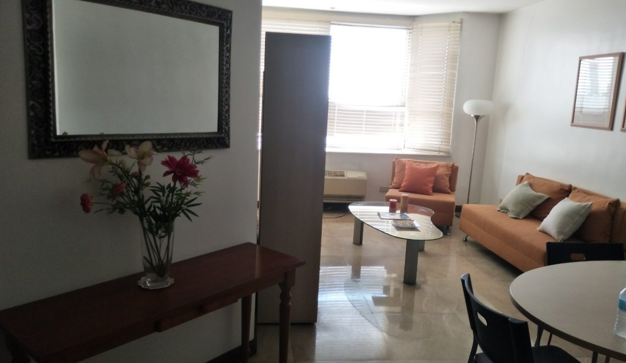 1 Bedroom condo with parking in Malate Manila (23)