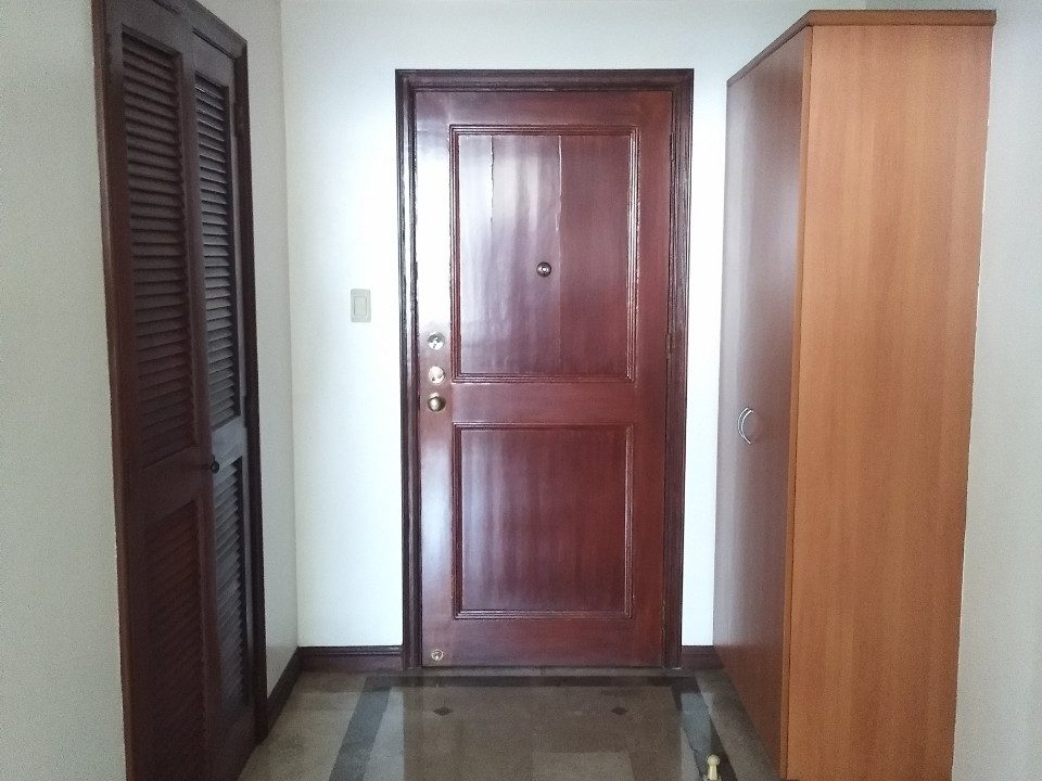 1 Bedroom condo with parking in Malate Manila (3)