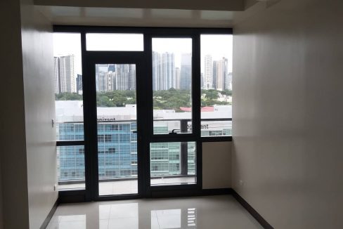 1 Bedroom with balcony condo unit For Sale in The Florence,Mckinley Hill, Taguig City (9)