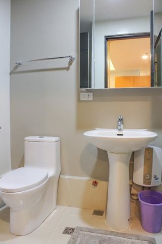 1 bedroom condo unit for Rent in Blue Sapphire Residences, Fort Bonifacio, Taguig City (5)