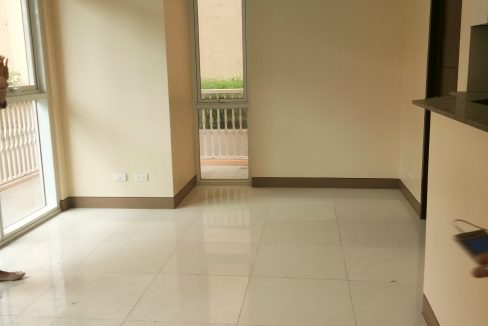 1 bedroom with balcony condo unit For Sale in The Venice Luxury Residences- Emanuele, Taguig City (2)