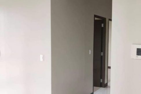 2 Bedroom with balcony condo unit For Sale in The Florence,Mckinlrey Hill, Taguig City (5)