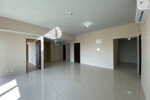 2 bedroom condo unit for Rent Uptown Ritz Residences, BGC, Taguig City (5)