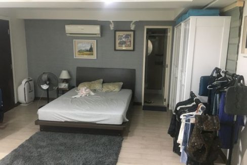2 bedroom condo unit for Rent in Tuscany Private Estate, Fort Bonifacio, Taguig City (8)