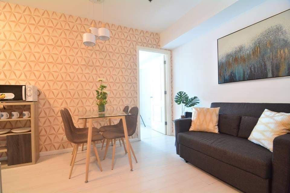 2 bedroom condo unit for Sale in Azure Urban Resort Residences, Parañaque City (3)