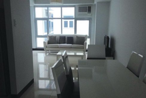 2 bedroom condo unit for Sale in Greenbelt Madison, Legazpi Village, Makati City (8)