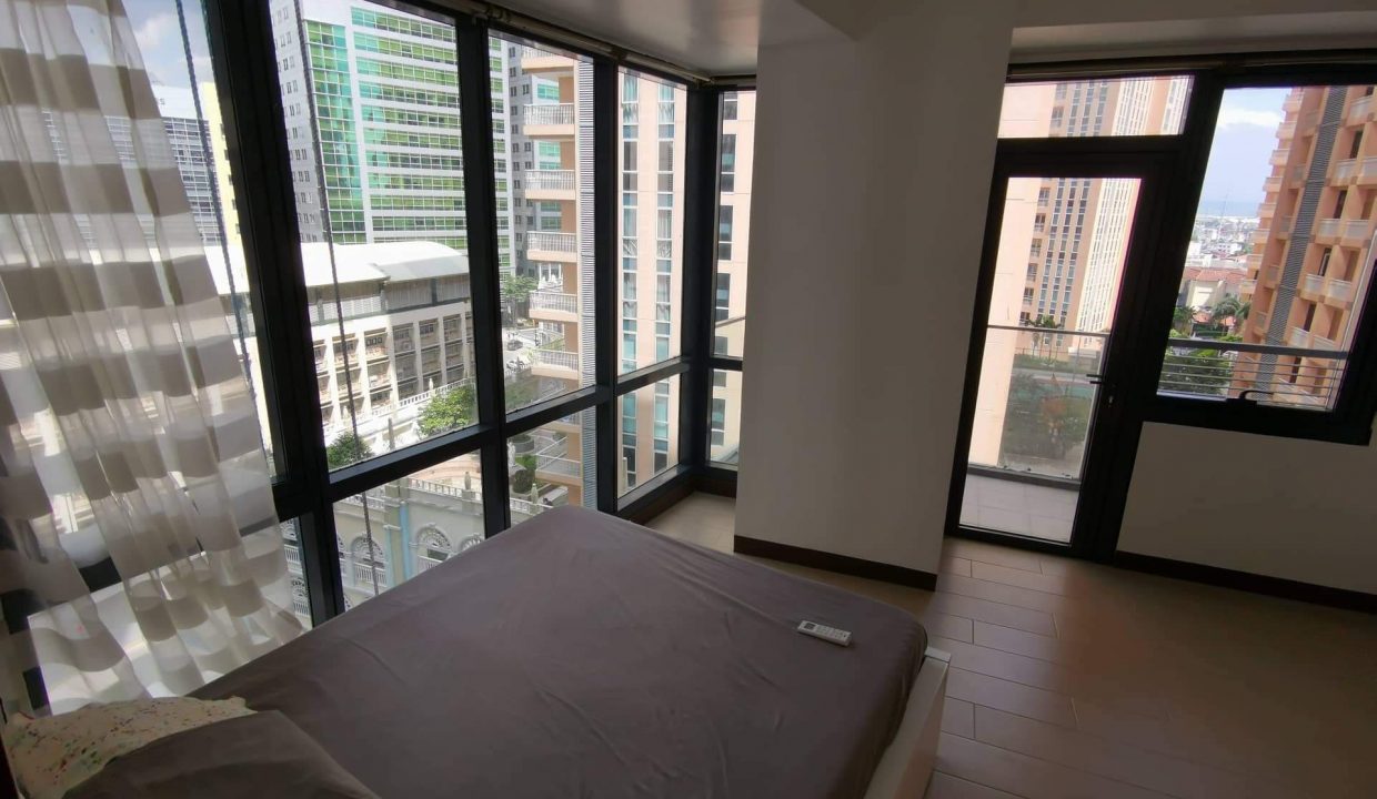 2 bedroom condo unit for Sale in The Florence Tower 2, Mckinley Hill Taguig City (6)