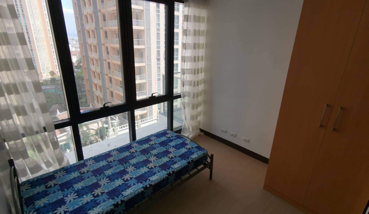 2 bedroom condo unit for Sale in The Florence Tower 2, Mckinley Hill Taguig City (7)