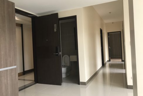 3 Bedroom with balcony condo unit For Sale in St. Moritz Private Estate in Mckinley West, Taguig City (12)