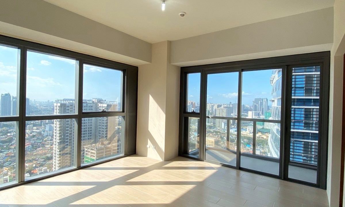 4 bedroom with balcony for sale in Uptown Ritz Residences, BGC, Taguig, Metro Manila (10)