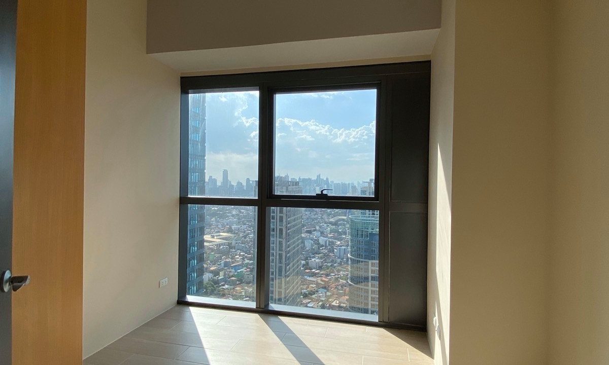4 bedroom with balcony for sale in Uptown Ritz Residences, BGC, Taguig, Metro Manila (14)