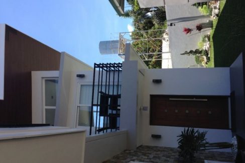 House and lot for sale in BF home paranaque6