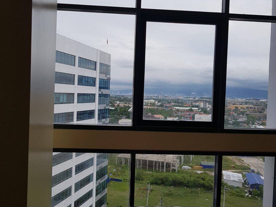 One Manchester Place - Condo for sale in Mactan Newtown Cebu (4)