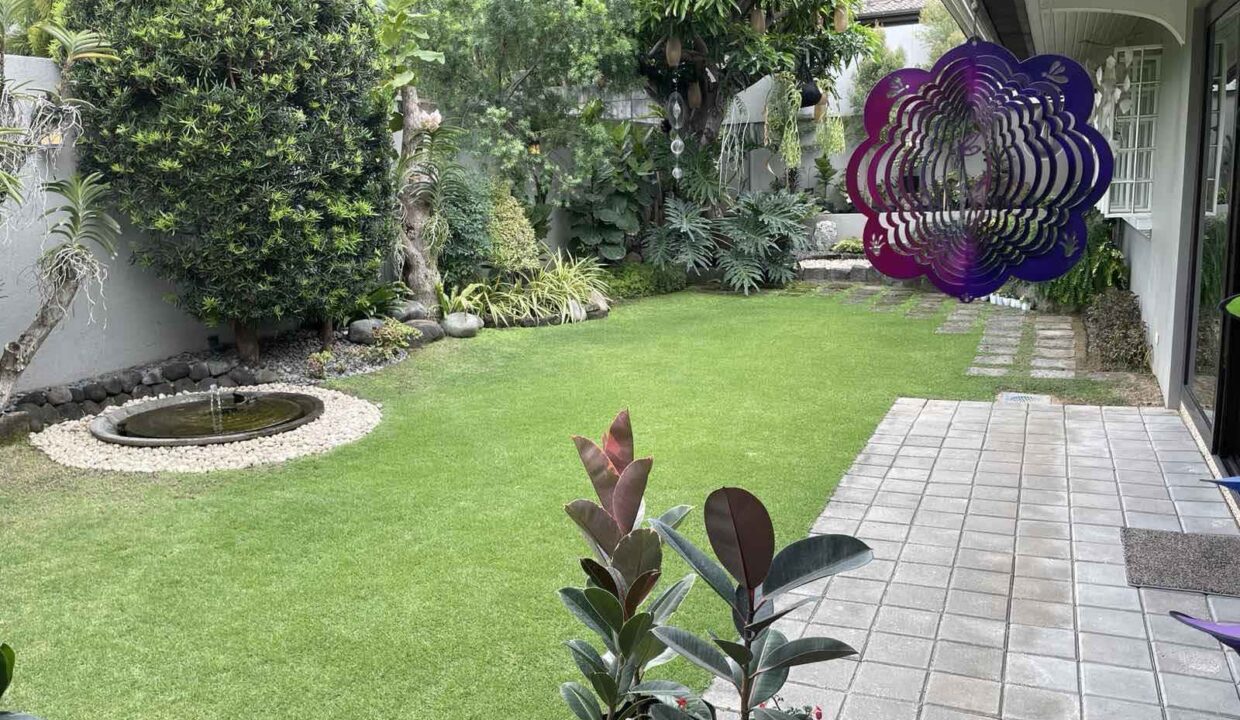 House and lot for sale in South Bay Garden Paranaque City  (13)