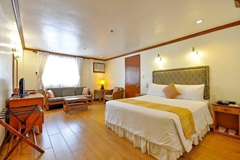 Red Coconut -Beach Hotel for Sale in Boracay Island, Philippines   (11)