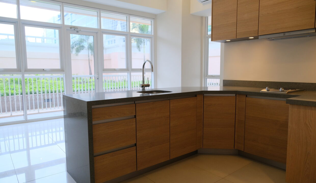 St Mark Residences - Condo for sale at Mckinley Hill Taguig City  4JPG