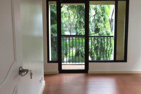 Mckinley Garden Villas  Condo in Taguig city  (11)