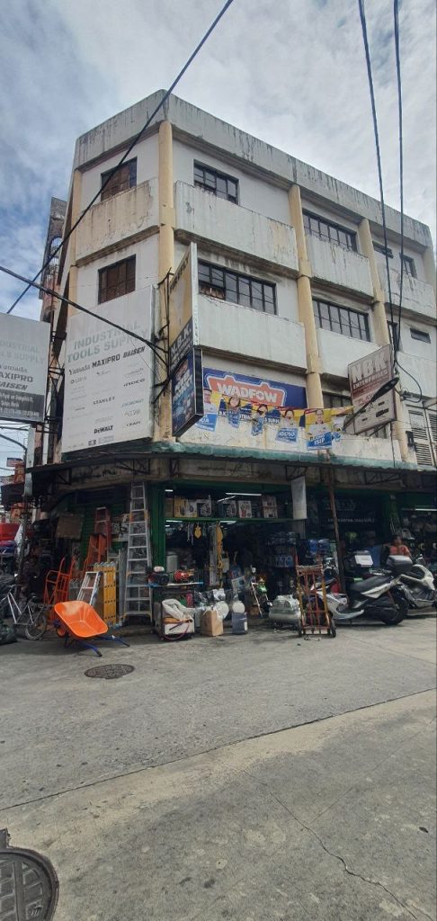 Commercial Building for Sale in Raon Quiapo – Corner Property with High Foot Traffic | Php70M